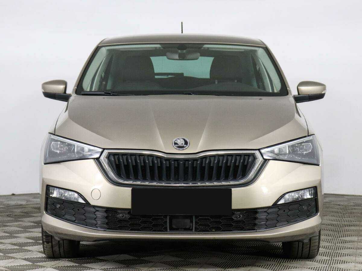 Купить Skoda Rapid с пробегом. Фото: #1