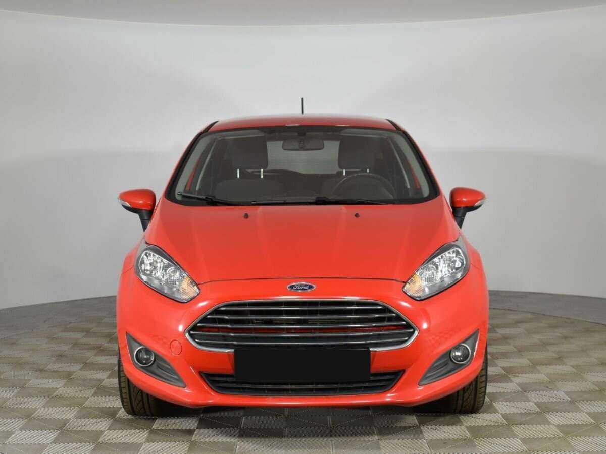 Купить Ford Fiesta с пробегом. Фото: #2