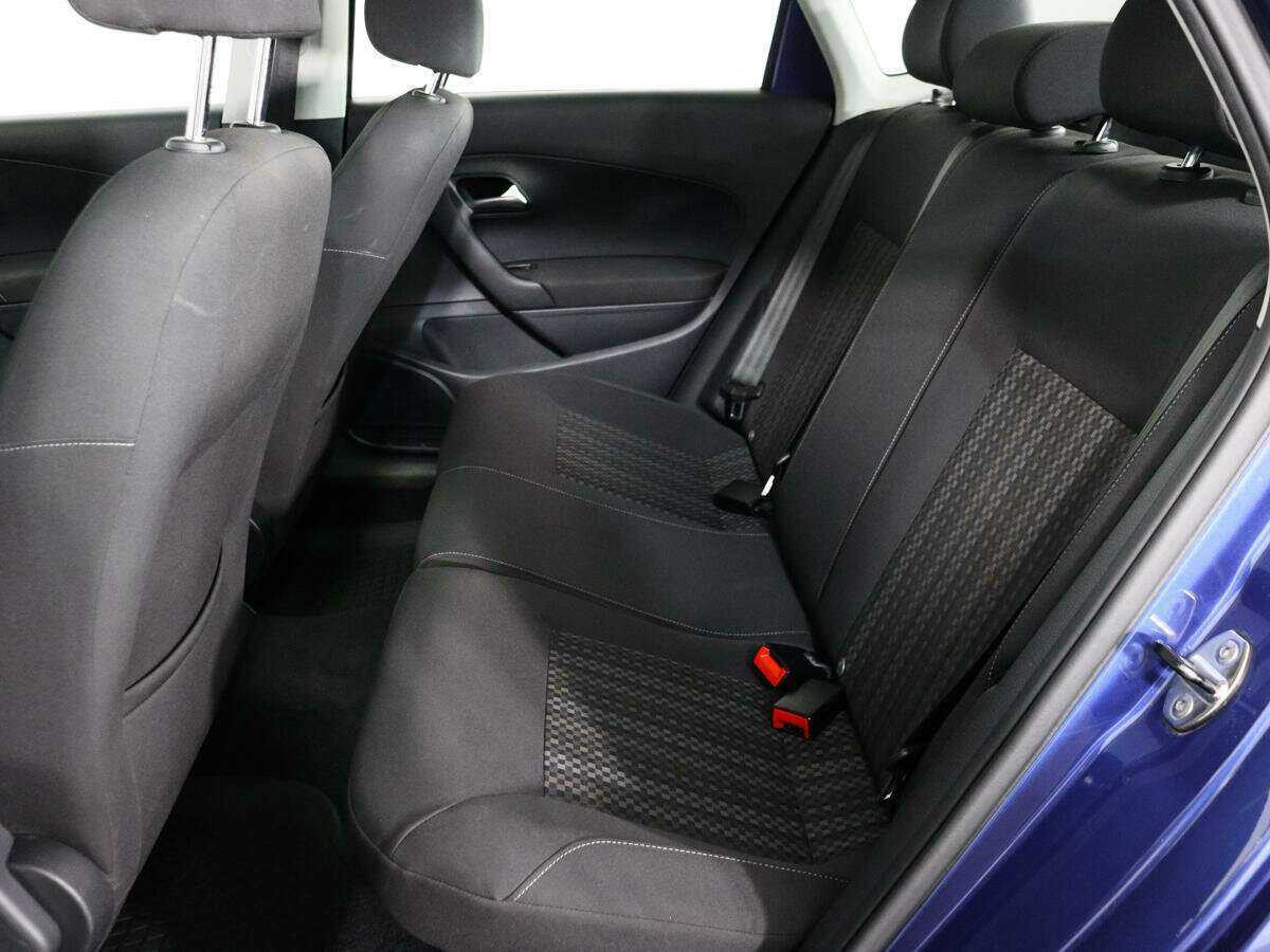 Купить Volkswagen Polo с пробегом. Фото: #9