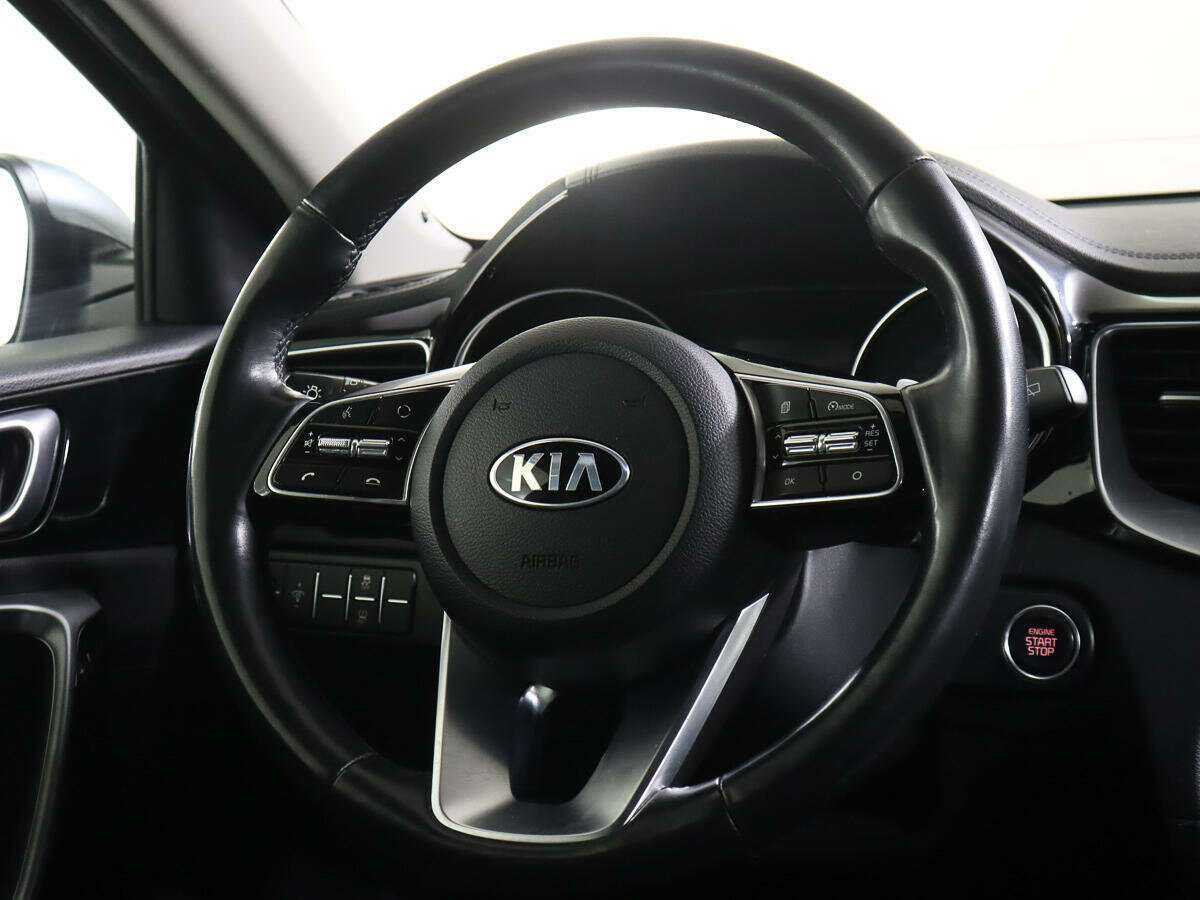 Купить Kia Ceed с пробегом. Фото: #10