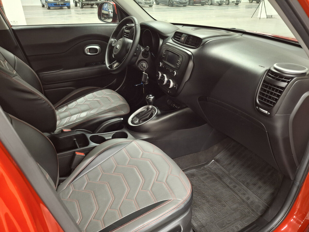 Купить Kia Soul с пробегом. Фото: #10