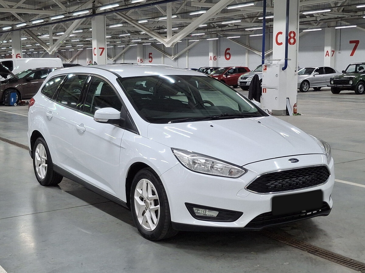 Купить Ford Focus с пробегом. Фото: #2