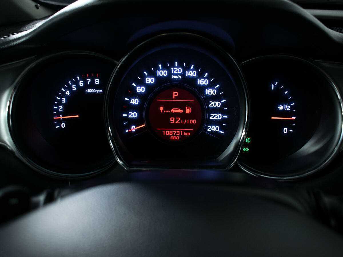 Купить Kia Ceed с пробегом. Фото: #9
