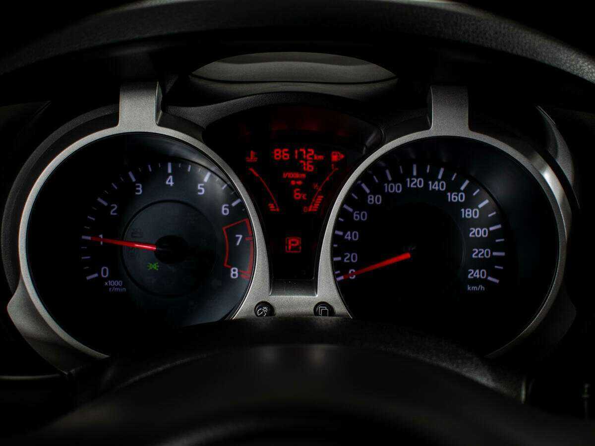 Купить Nissan Juke с пробегом. Фото: #9