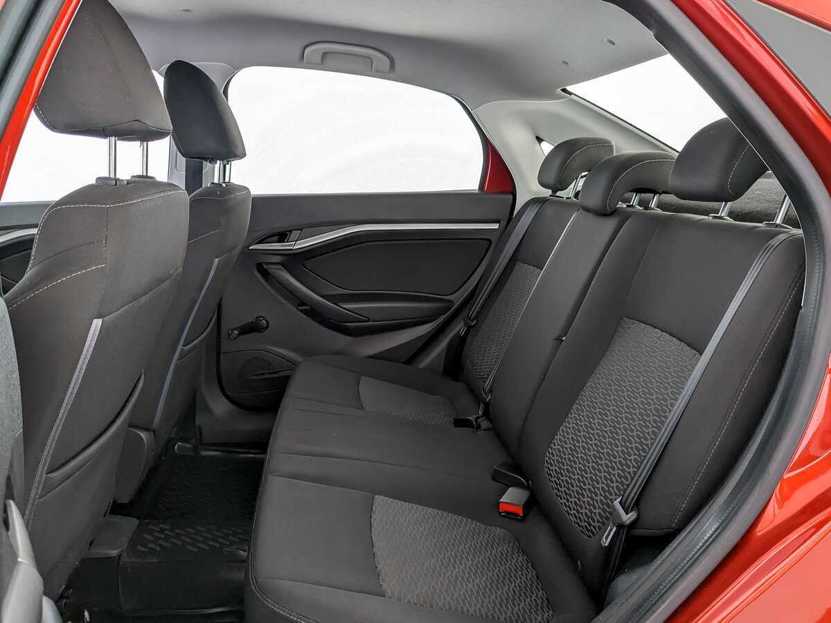 Купить Lada (ВАЗ) Vesta с пробегом. Фото: #9