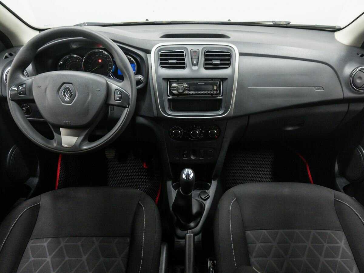 Купить Renault Sandero с пробегом. Фото: #9
