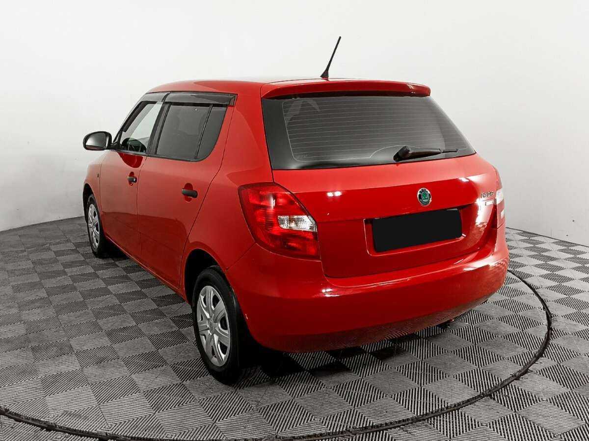 Купить Skoda Fabia с пробегом. Фото: #6