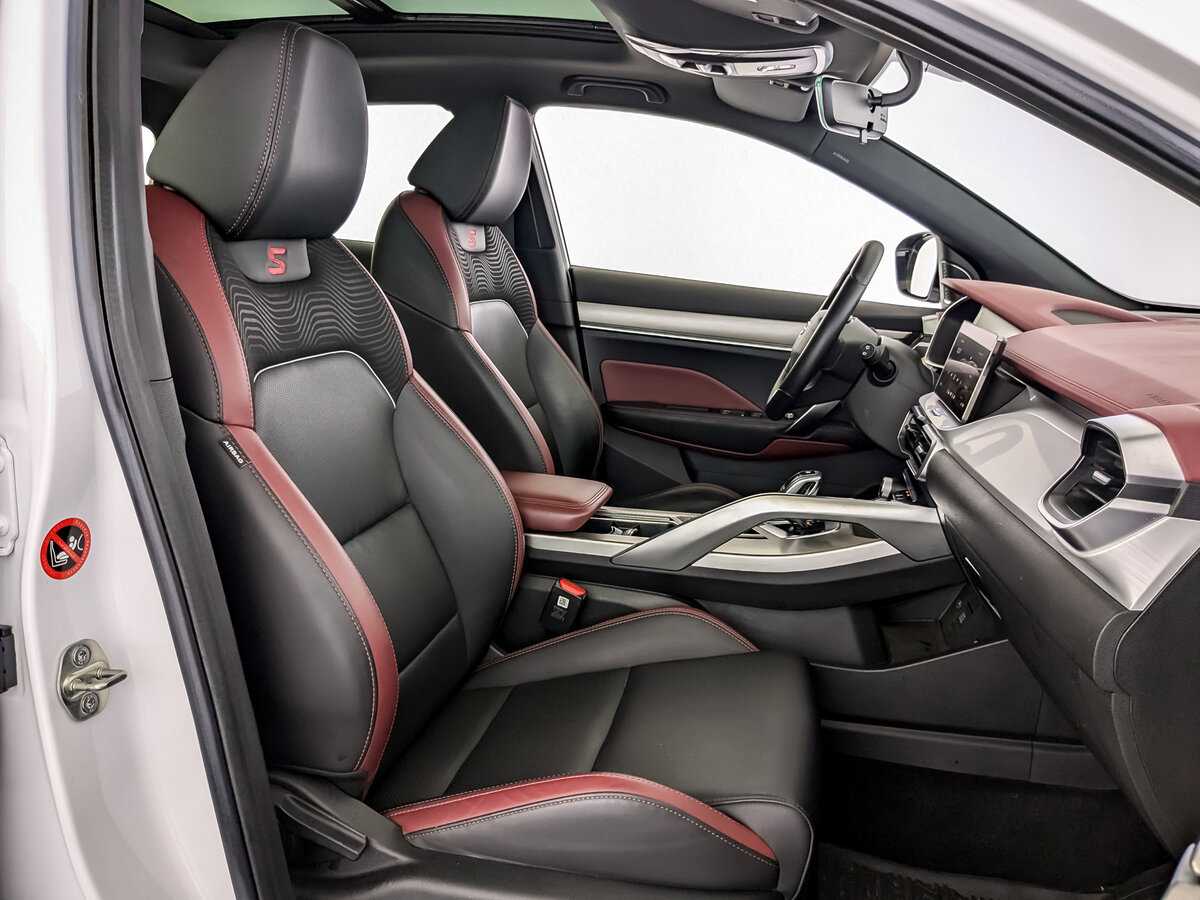 Купить Geely Coolray с пробегом. Фото: #19