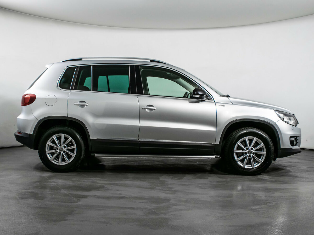 Купить Volkswagen Tiguan с пробегом. Фото: #3