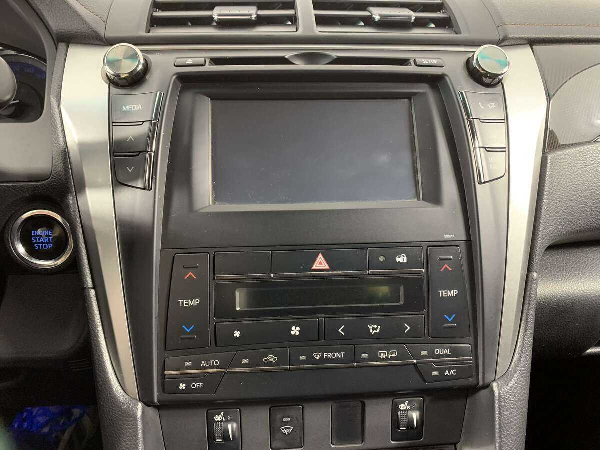 Купить Toyota Camry с пробегом. Фото: #13