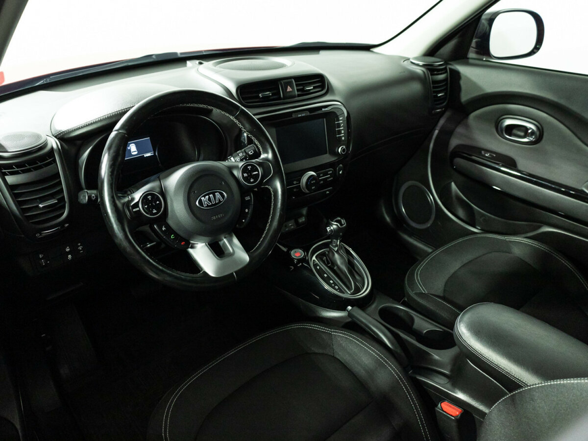 Купить Kia Soul с пробегом. Фото: #10