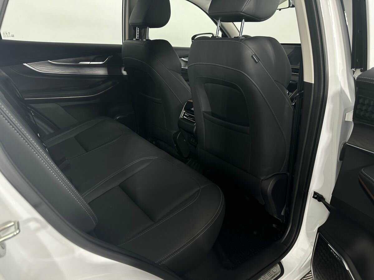 Купить EXEED LX с пробегом. Фото: #15