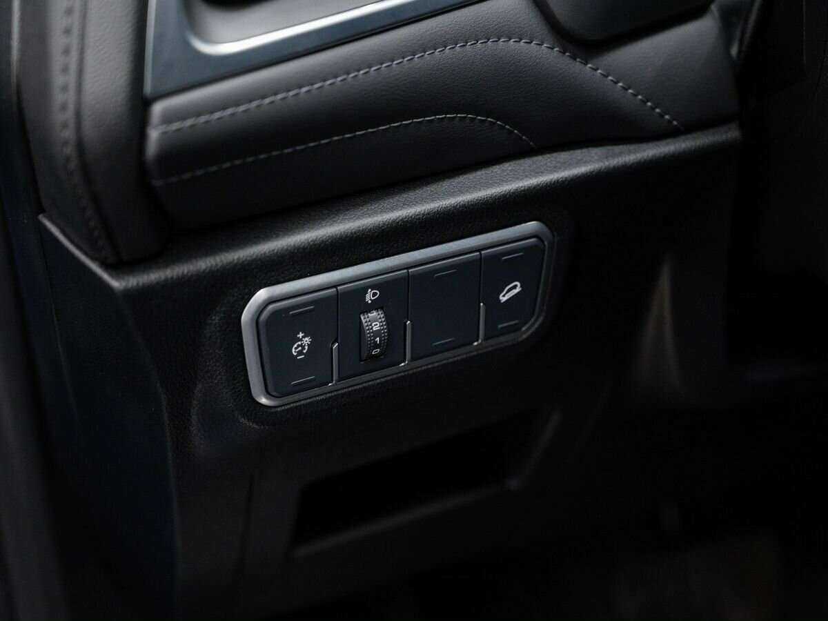 Купить Haval F7 с пробегом. Фото: #18