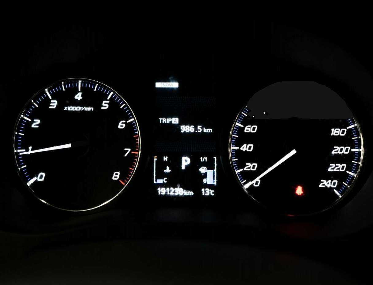 Купить Mitsubishi Outlander с пробегом. Фото: #11