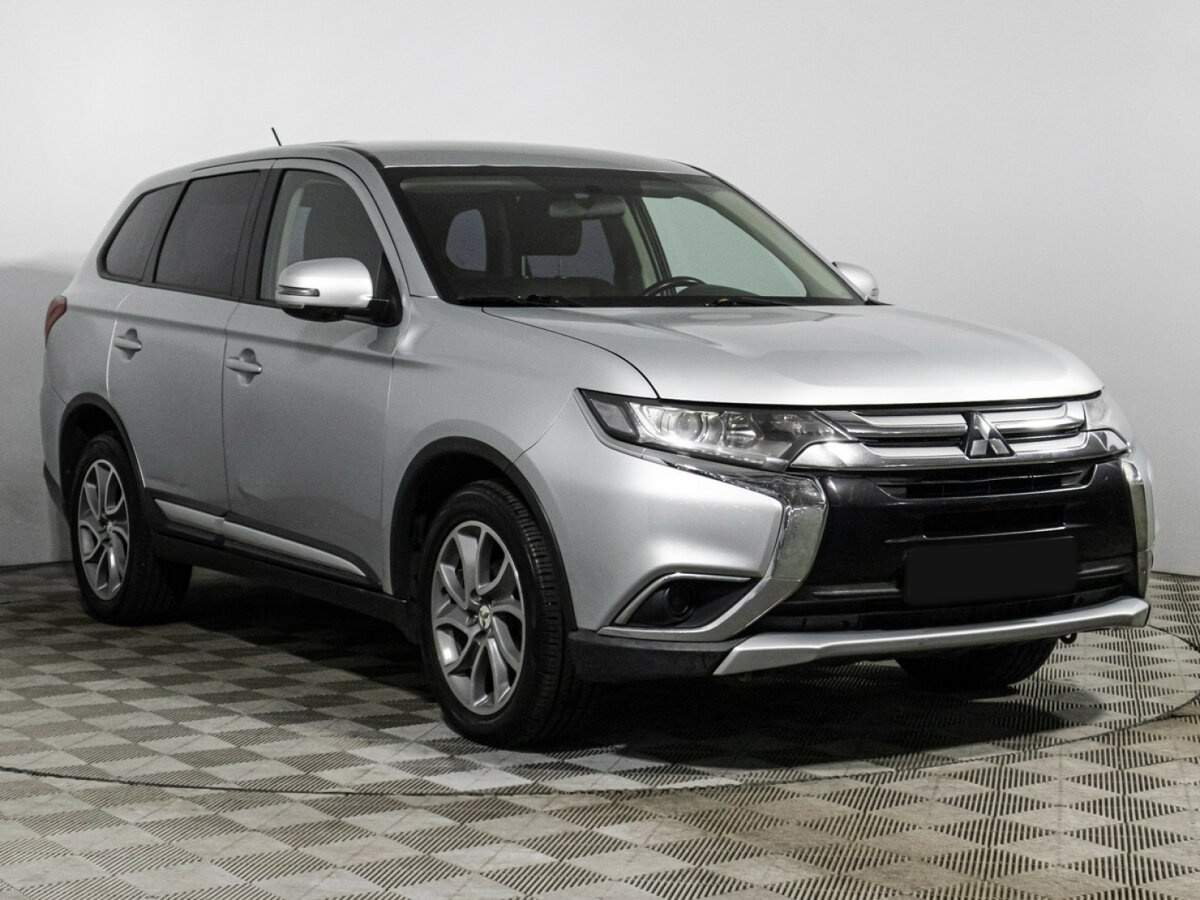 Купить Mitsubishi Outlander с пробегом. Фото: #2
