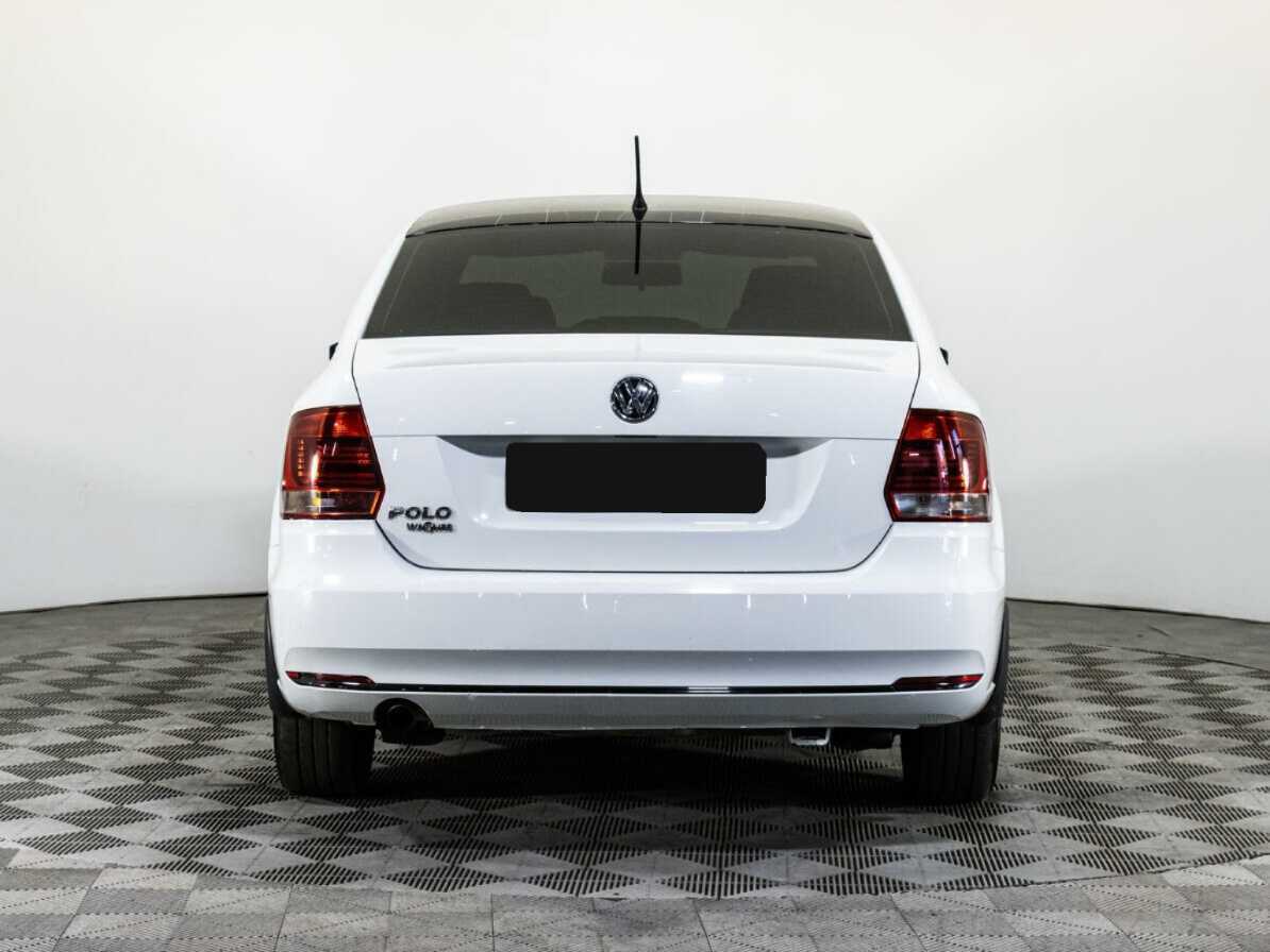 Купить Volkswagen Polo с пробегом. Фото: #5