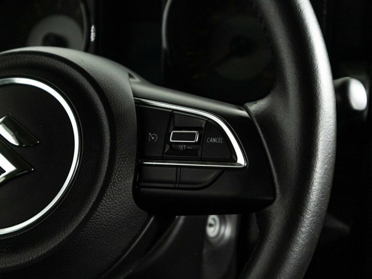 Купить Suzuki Jimny с пробегом. Фото: #17