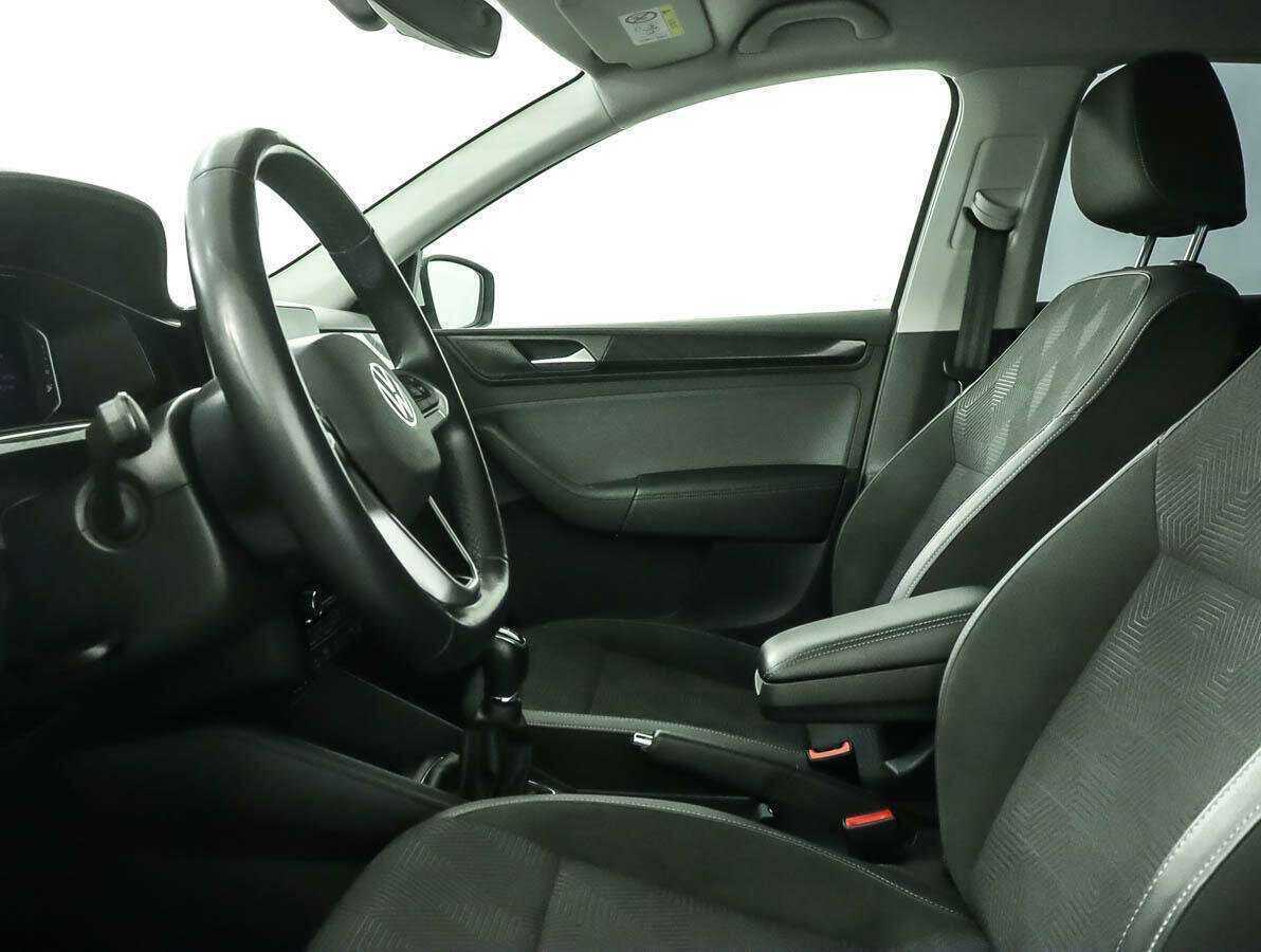 Купить Volkswagen Polo с пробегом. Фото: #6