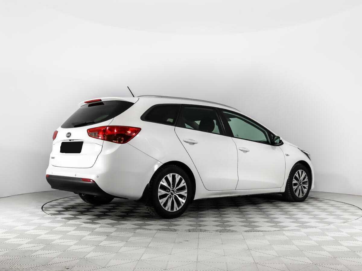 Купить Kia Ceed с пробегом. Фото: #4