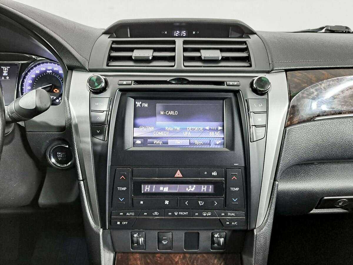 Купить Toyota Camry с пробегом. Фото: #9