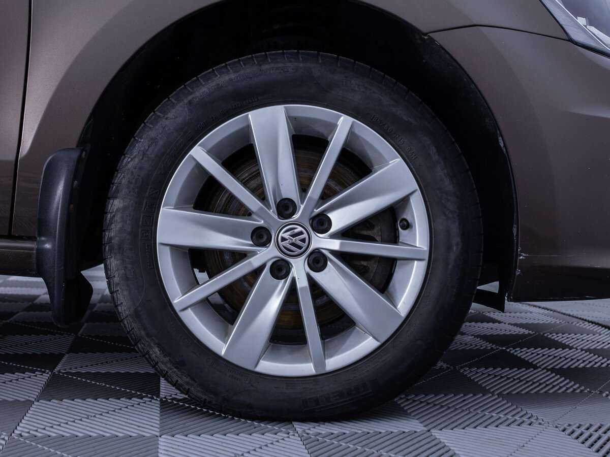 Купить Volkswagen Polo с пробегом. Фото: #7