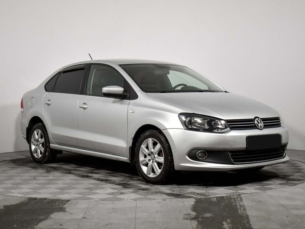 Купить Volkswagen Polo с пробегом. Фото: #2