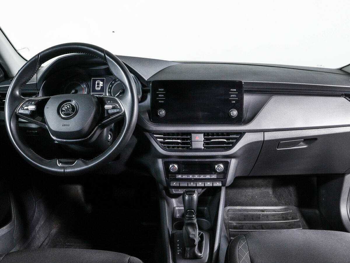 Купить Skoda Rapid с пробегом. Фото: #9