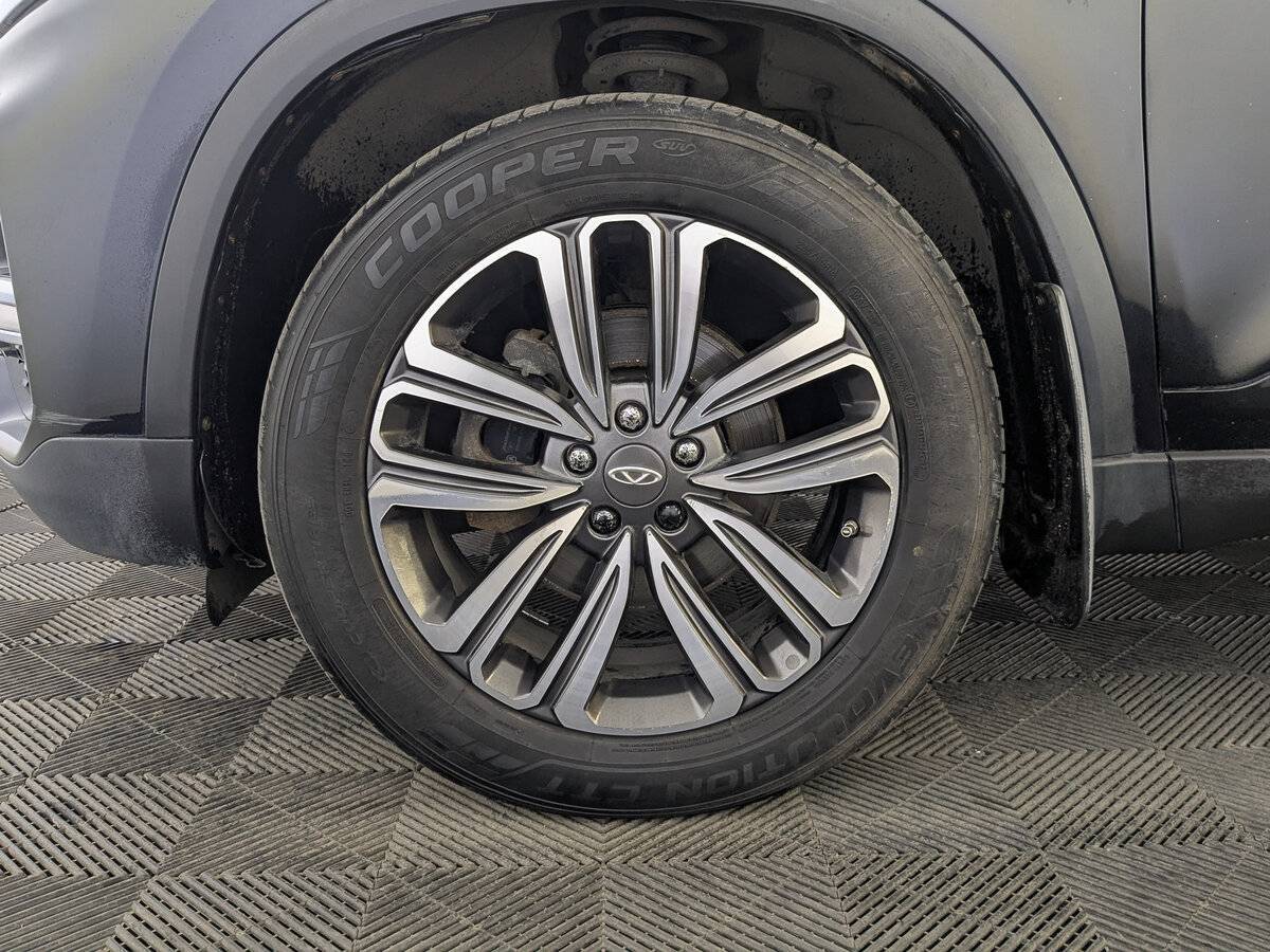 Купить Chery Tiggo 8 с пробегом. Фото: #11