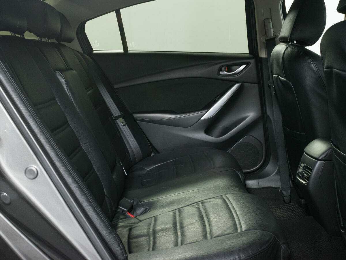 Купить Mazda 6 с пробегом. Фото: #11