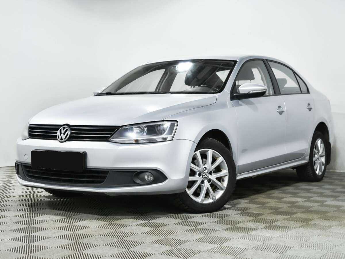 Купить Volkswagen Jetta с пробегом. Посмотреть фото