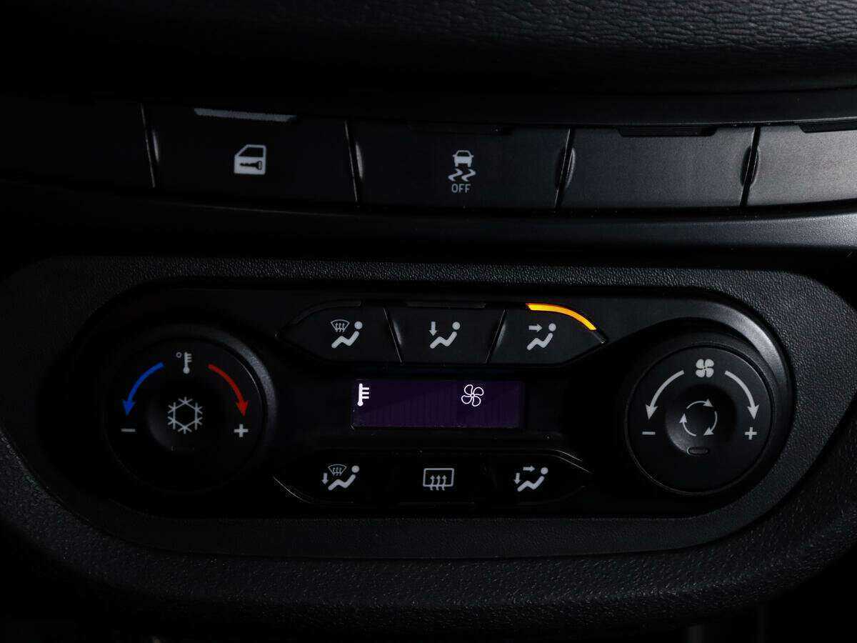 Купить Lada (ВАЗ) Vesta с пробегом. Фото: #15