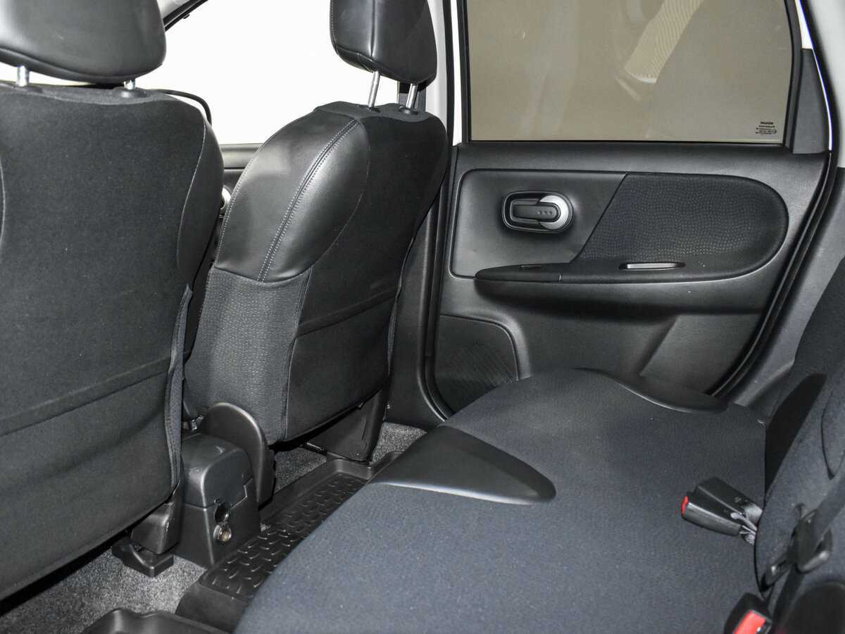 Купить Nissan Note с пробегом. Фото: #11