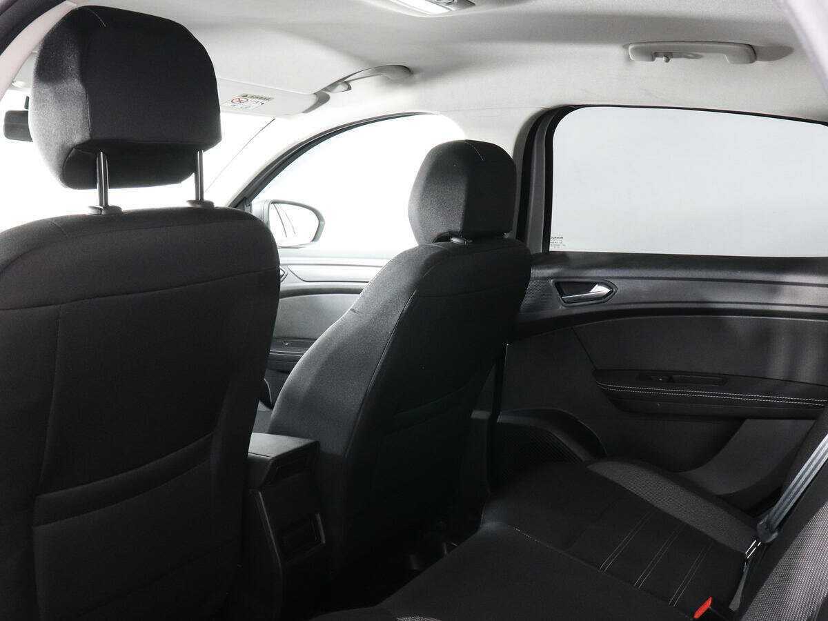 Купить Renault Arkana с пробегом. Фото: #11