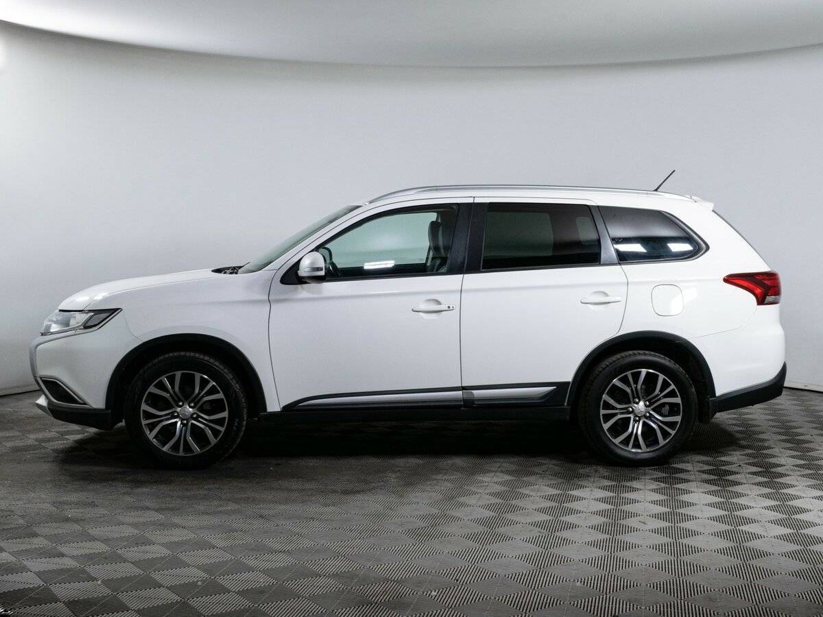 Купить Mitsubishi Outlander с пробегом. Фото: #7