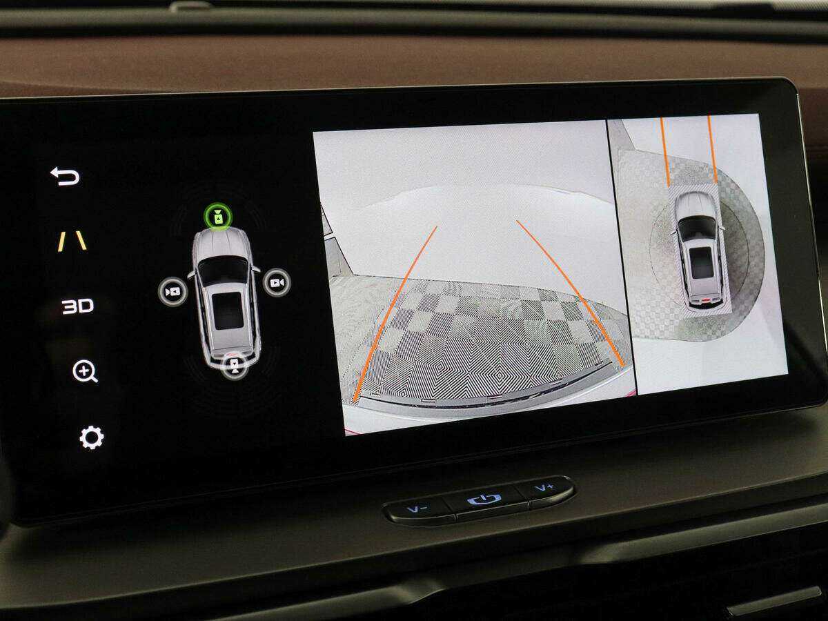 Купить Geely Coolray с пробегом. Фото: #11