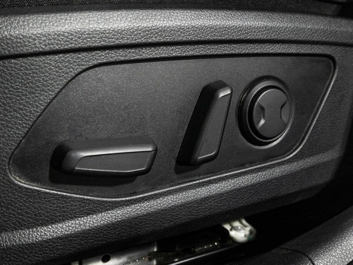 Купить Kia K5 с пробегом. Фото: #14