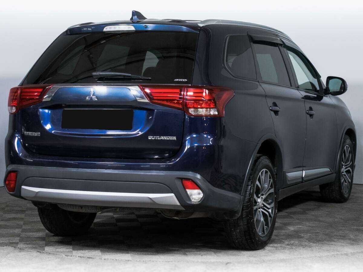 Купить Mitsubishi Outlander с пробегом. Фото: #4