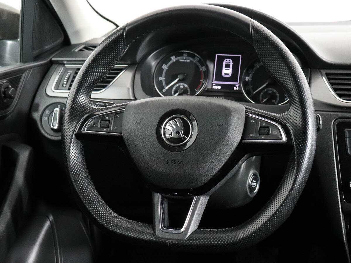 Купить Skoda Rapid с пробегом. Фото: #12