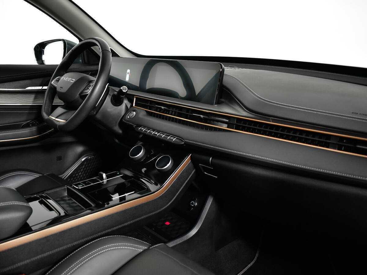 Купить EXEED LX с пробегом. Фото: #6