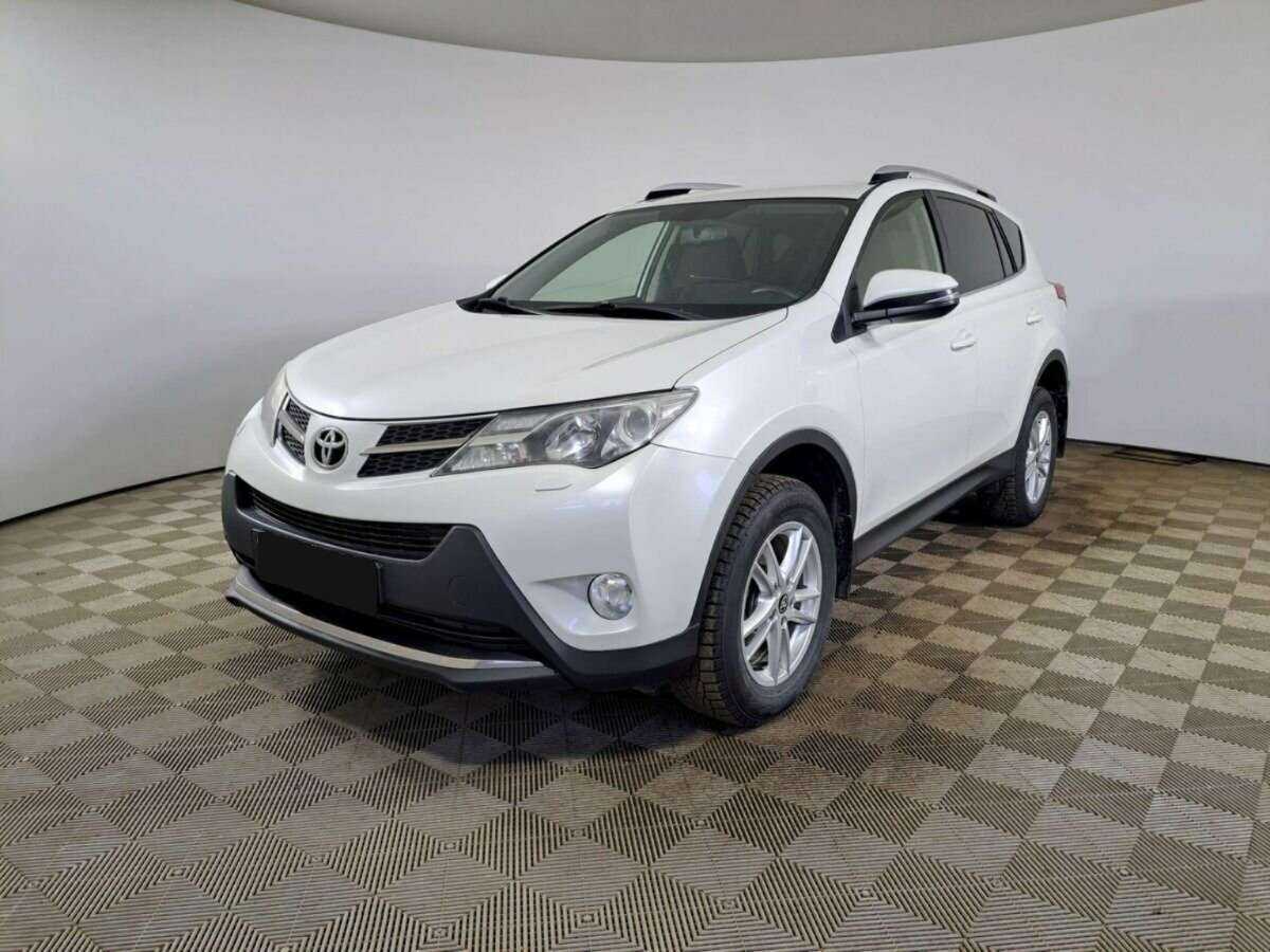 Купить Toyota RAV4 с пробегом. Посмотреть фото
