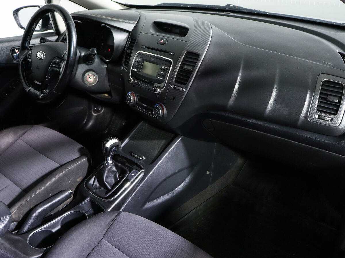 Купить Kia Cerato с пробегом. Фото: #7