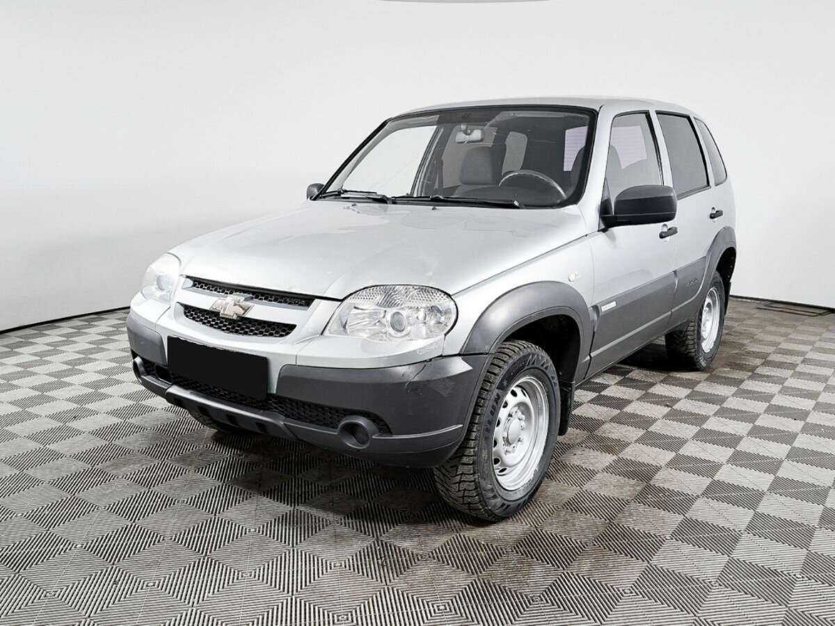 Купить Chevrolet Niva с пробегом. Посмотреть фото
