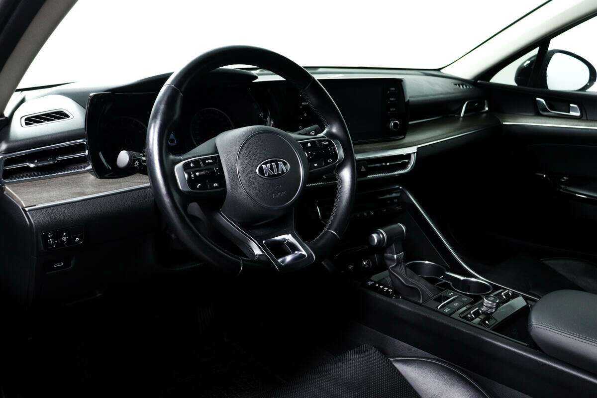 Купить Kia K5 с пробегом. Фото: #12