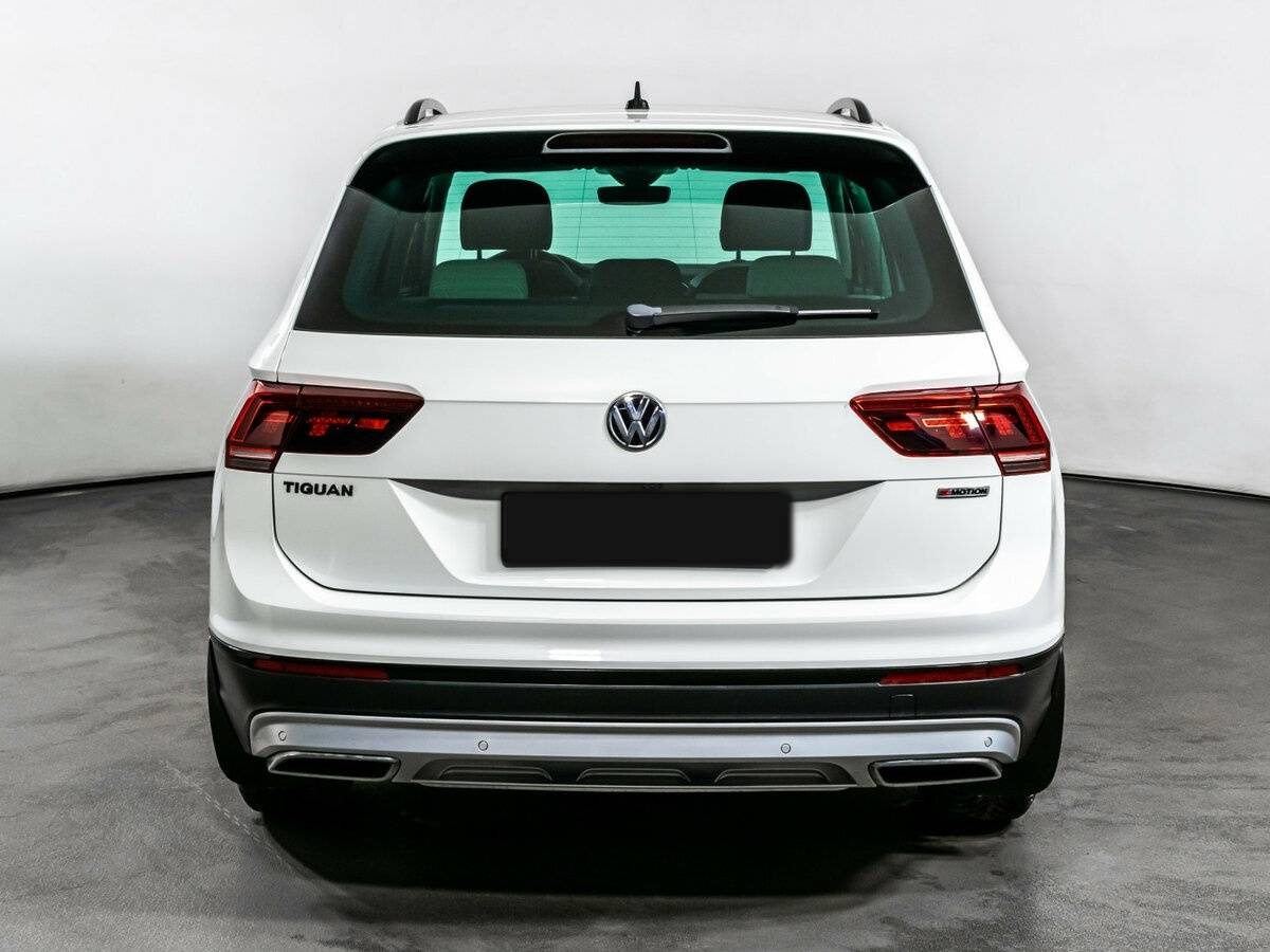 Купить Volkswagen Tiguan с пробегом. Фото: #4