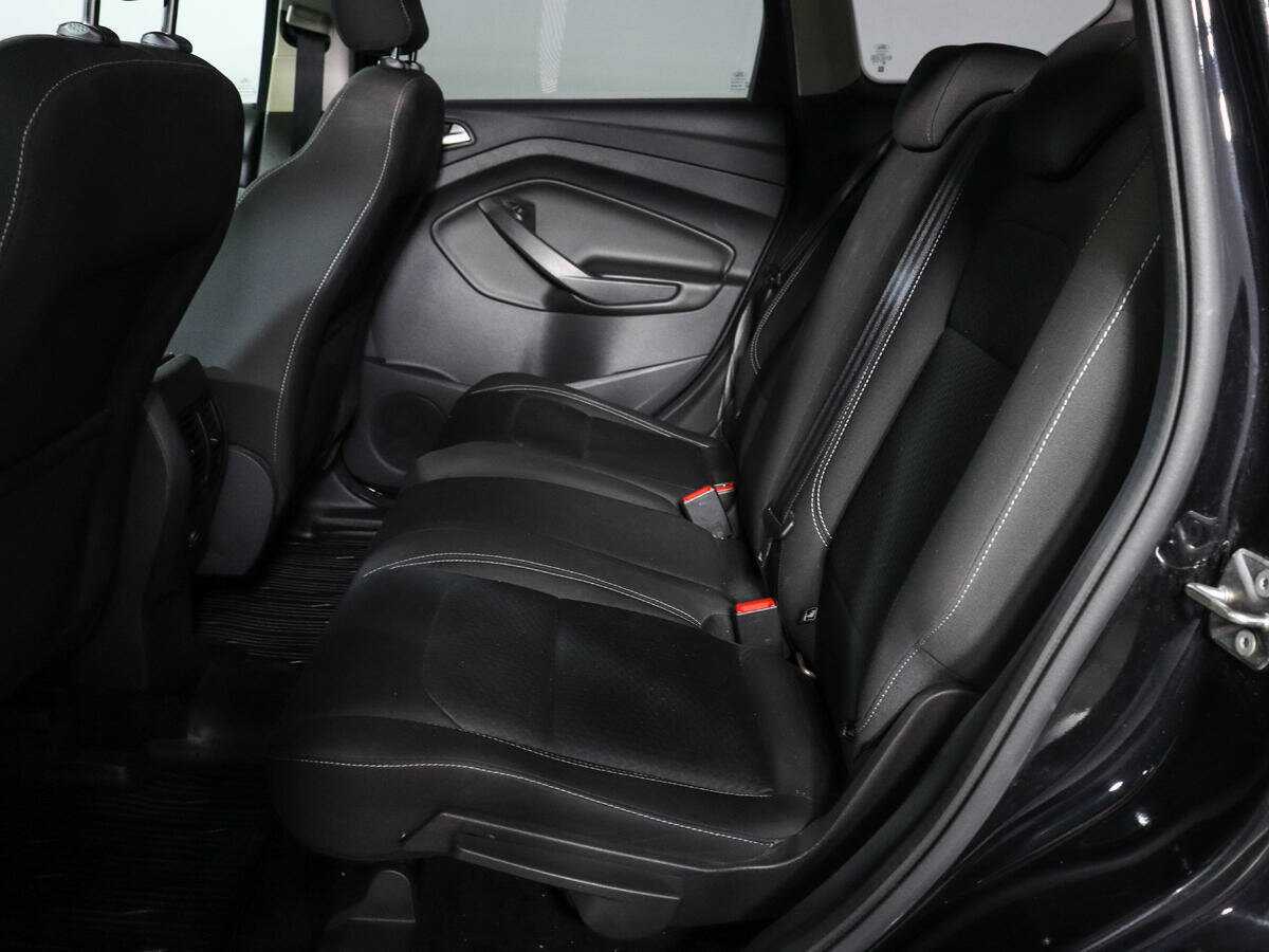 Купить Ford Kuga с пробегом. Фото: #7