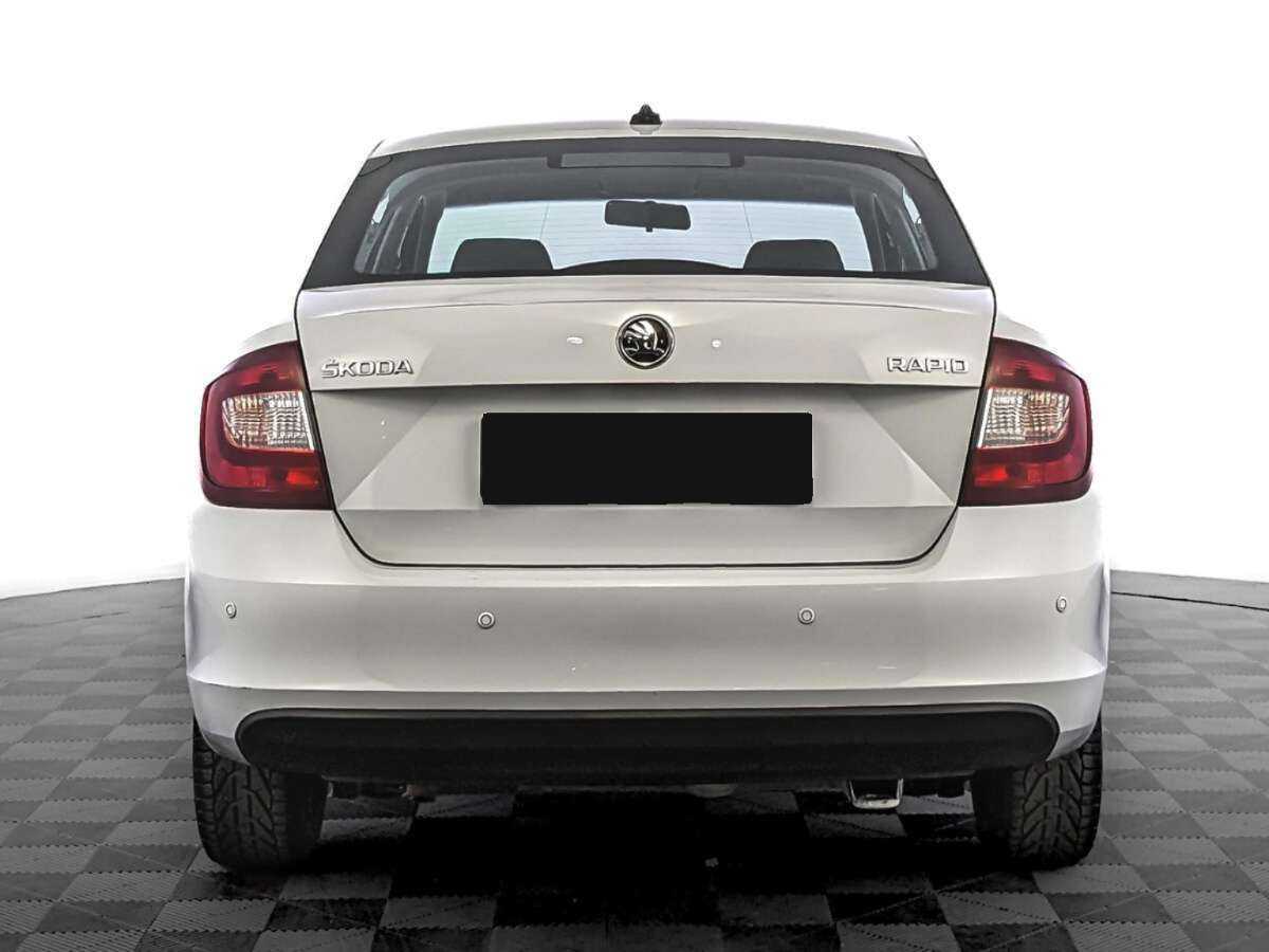 Купить Skoda Rapid с пробегом. Фото: #5