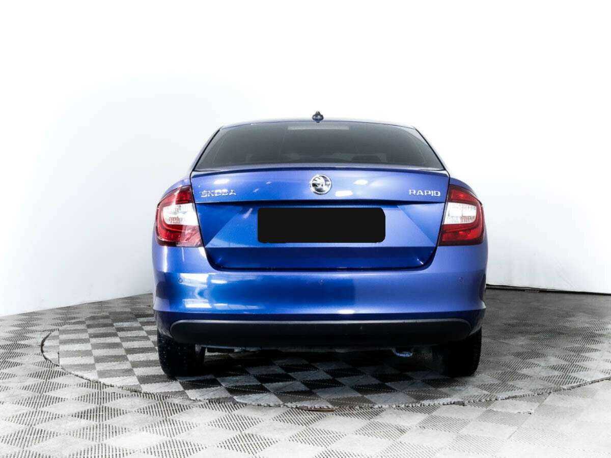 Купить Skoda Rapid с пробегом. Фото: #4