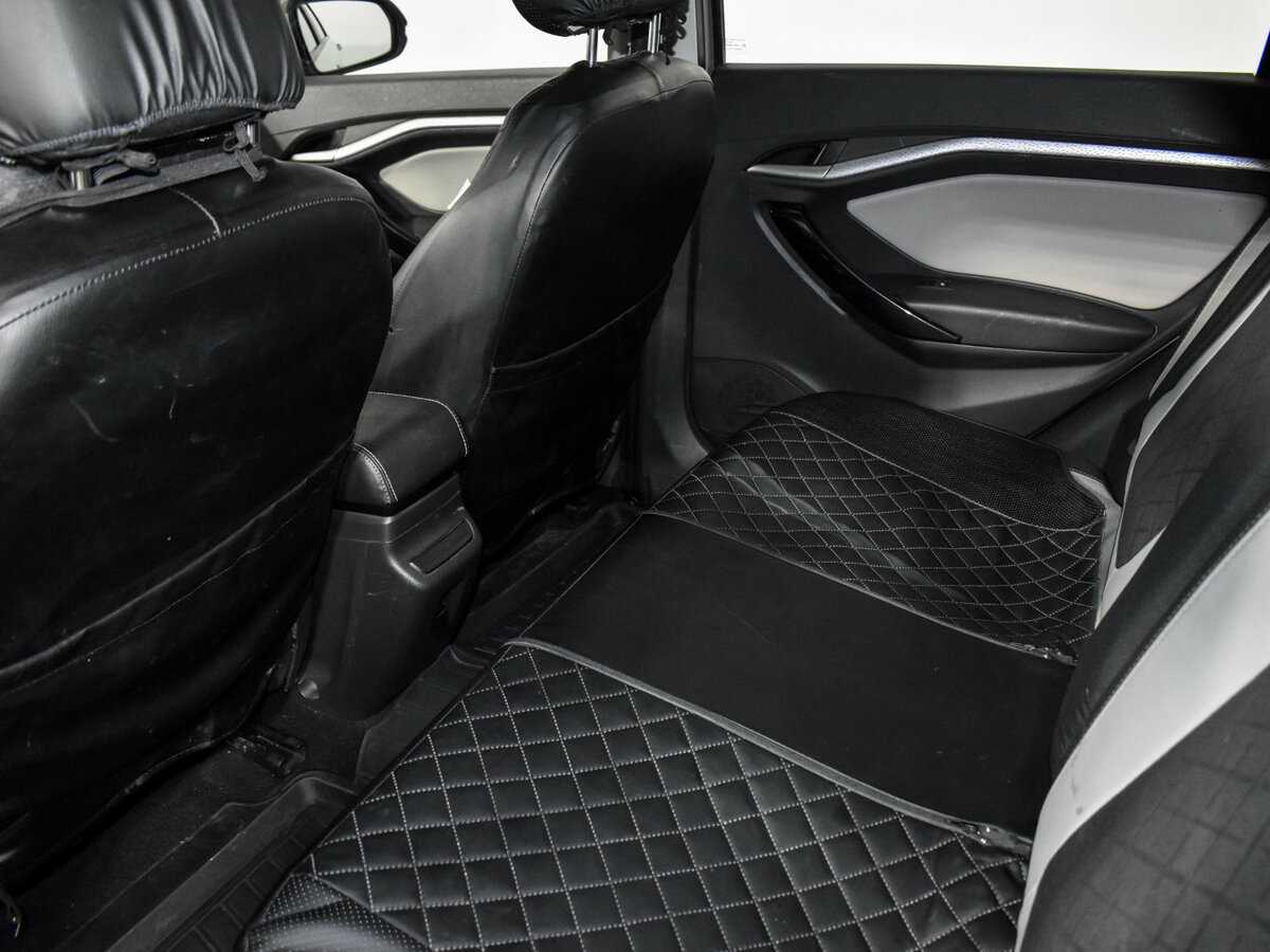 Купить Lada (ВАЗ) Vesta с пробегом. Фото: #11