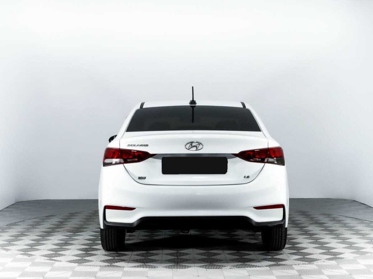 Купить Hyundai Solaris с пробегом. Фото: #5
