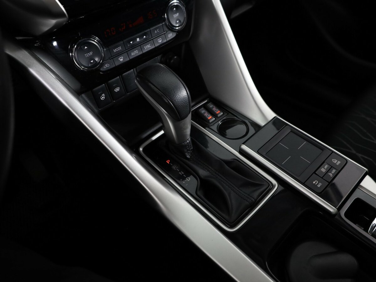 Купить Mitsubishi Eclipse Cross с пробегом. Фото: #13